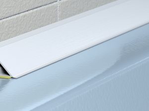 A11b BATH PROFILE ON THE TILES WITH ADHESIVE TAPE- STRAIGHT